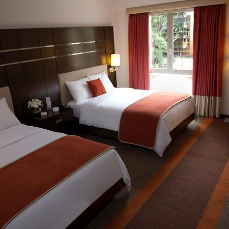 Hotel Altamira Village Каракас Екстер'єр фото