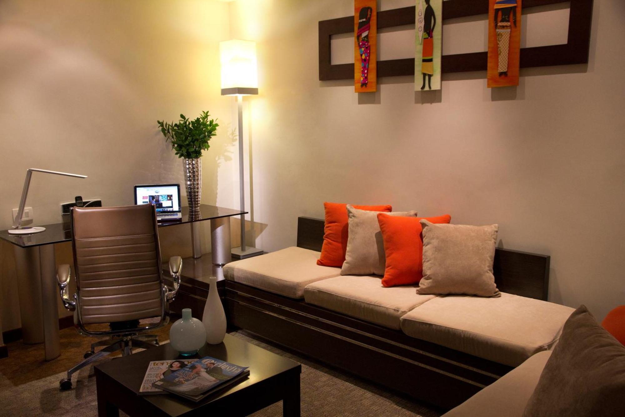 Hotel Altamira Village Каракас Екстер'єр фото