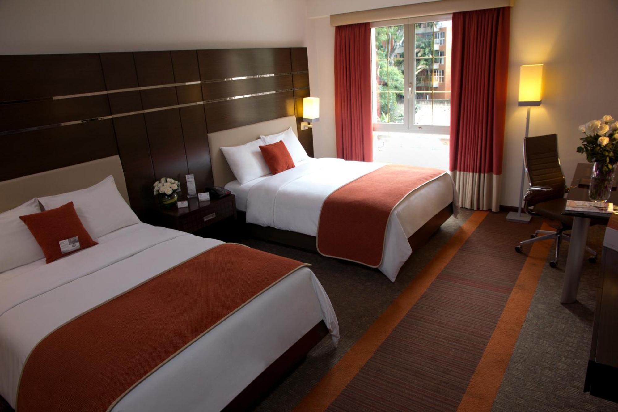 Hotel Altamira Village Каракас Екстер'єр фото