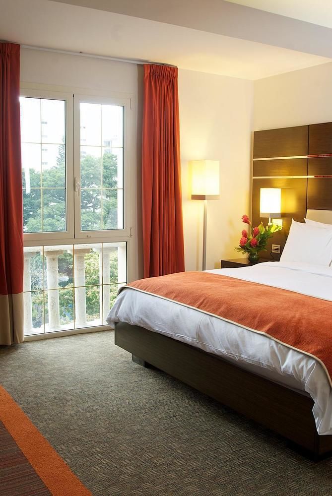 Hotel Altamira Village Каракас Екстер'єр фото